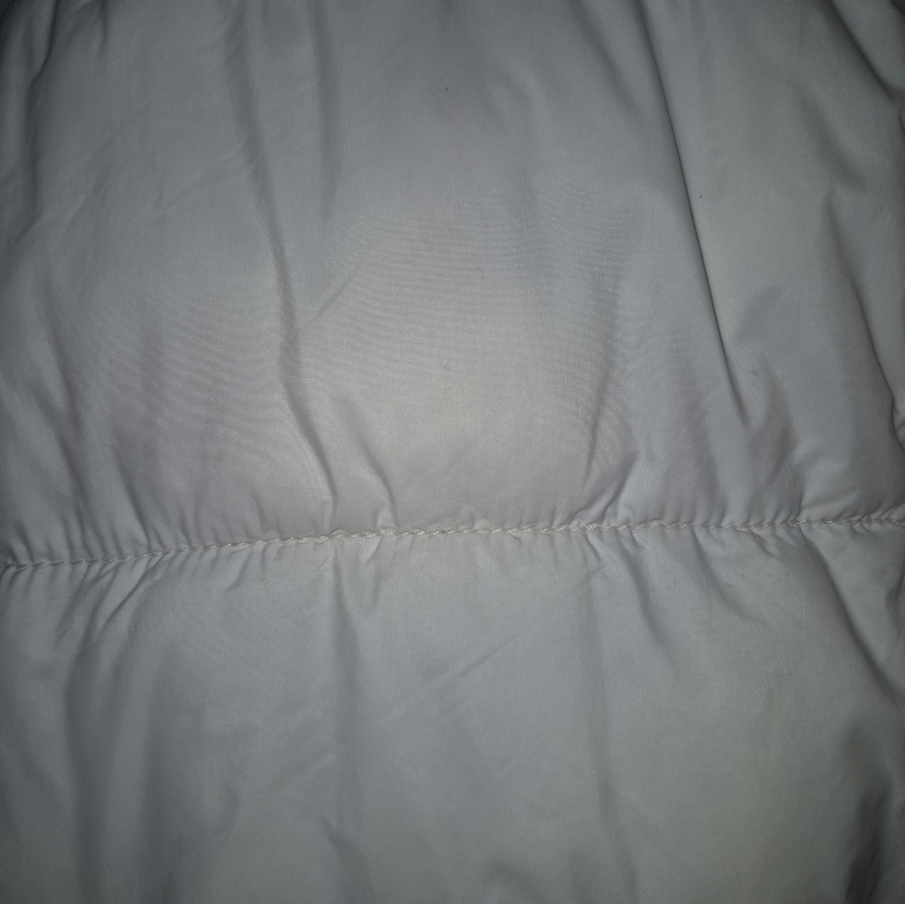 Vest - Picture 2 of 4